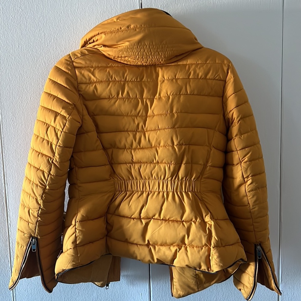 Zara Basic Puffer Jacket Size Small - image 4